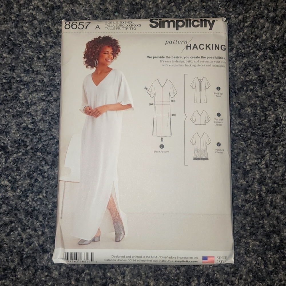 Simplicity 8657 Pattern Uncut